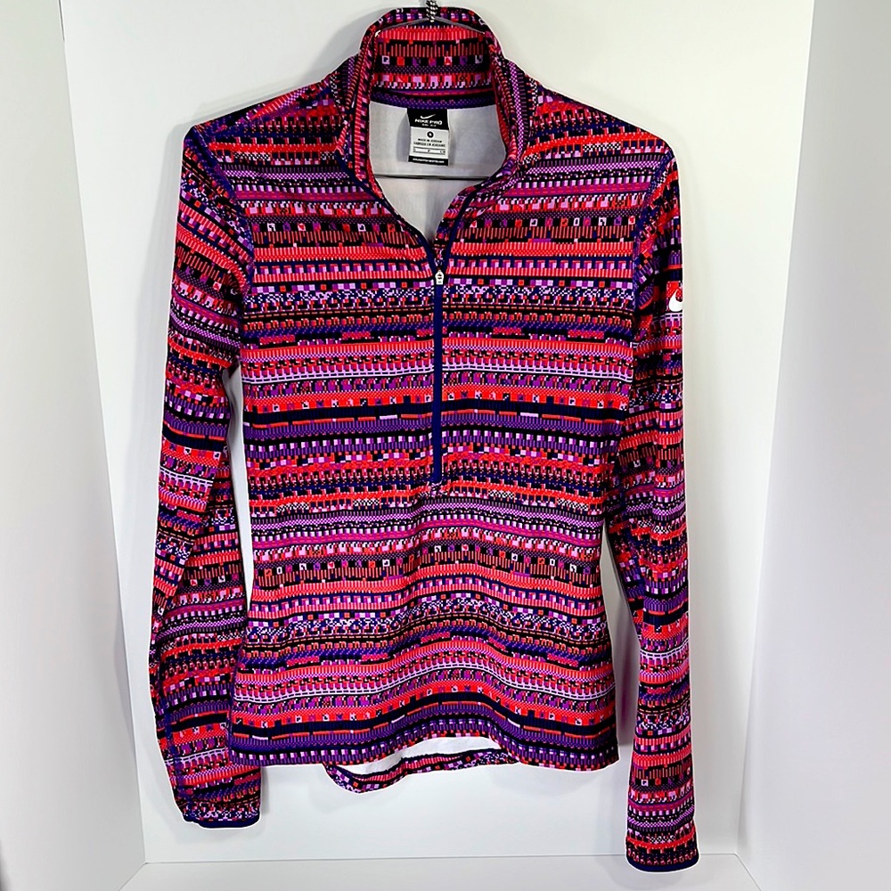 NWOT Nike Pro Dri Fit Hyperwarm 8 Bit Half Zip Long Sleeve Pullover